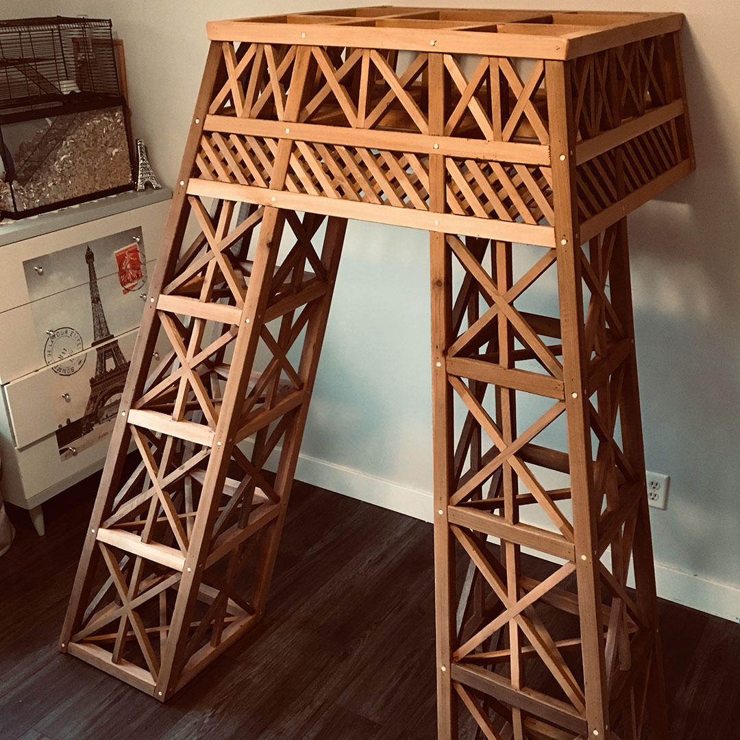Decorative Eiffel tower metalwork